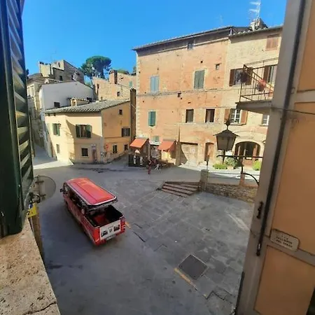 Apartment La Casa Degli Artisti, In Centro Storico Montepulciano